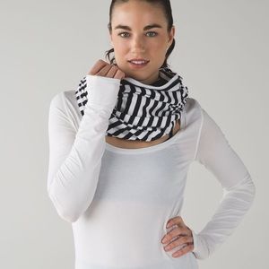 Lululemon Vinyasa Scarf NWT